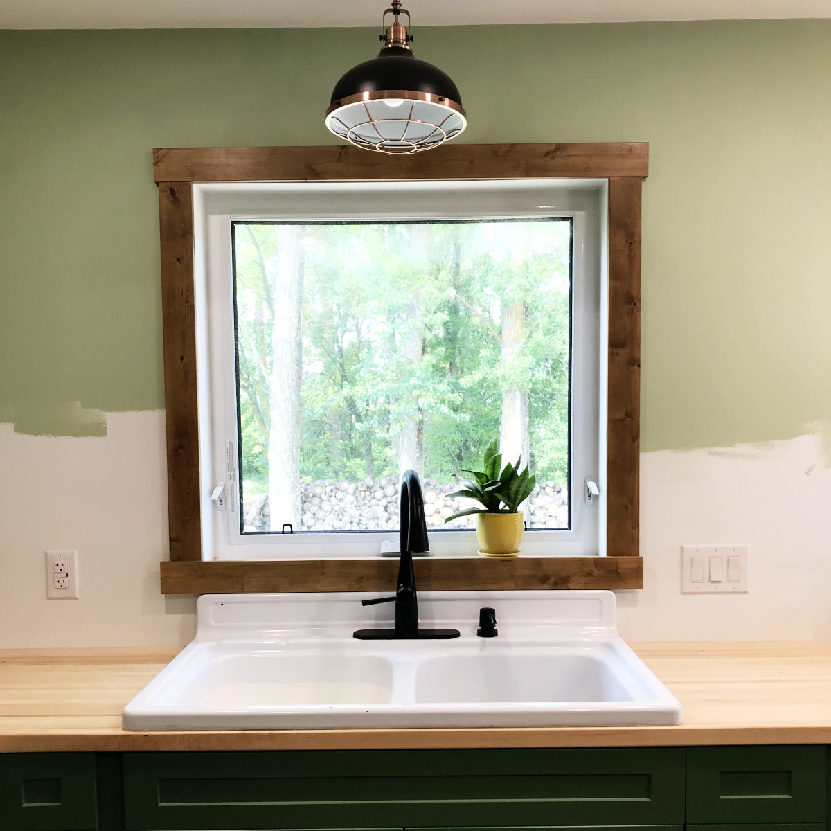 Old farmhouse enamel sink in our old house remodel