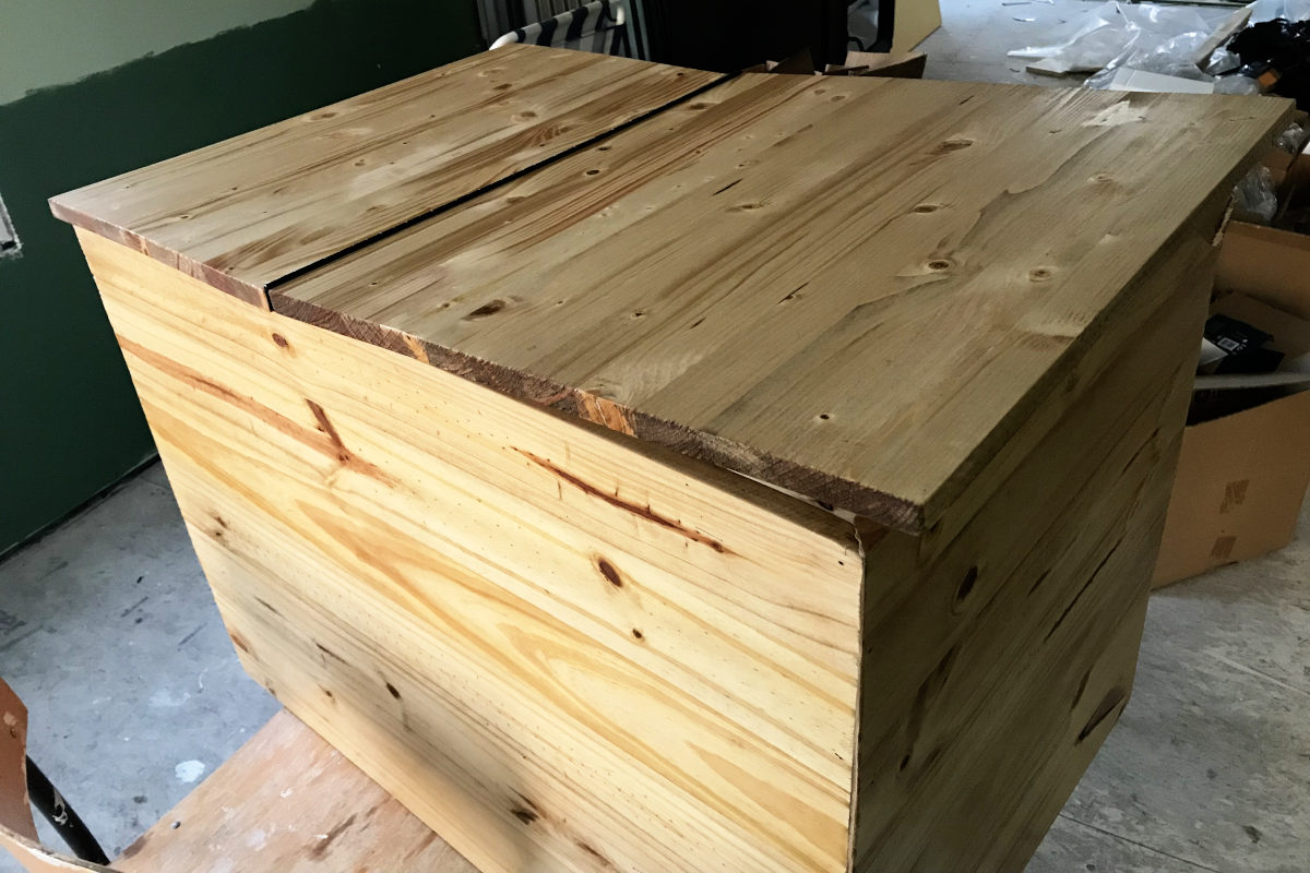 pine wood box with piano hinge on top